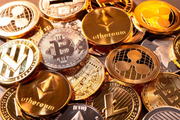 Thị trường tiền điện tử ngày 7/1/2022: Bitcoin gặp khó khăn, Ethereum cố gắng phục hồi? 